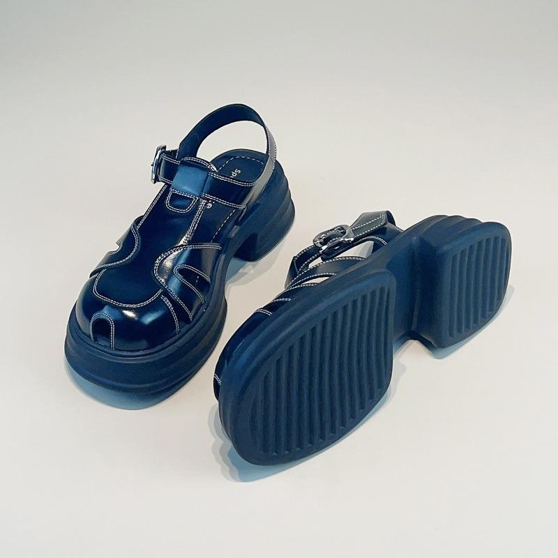 Baotou sandals women's new summer hollow woven breathable sandals muffin thick-soled beach