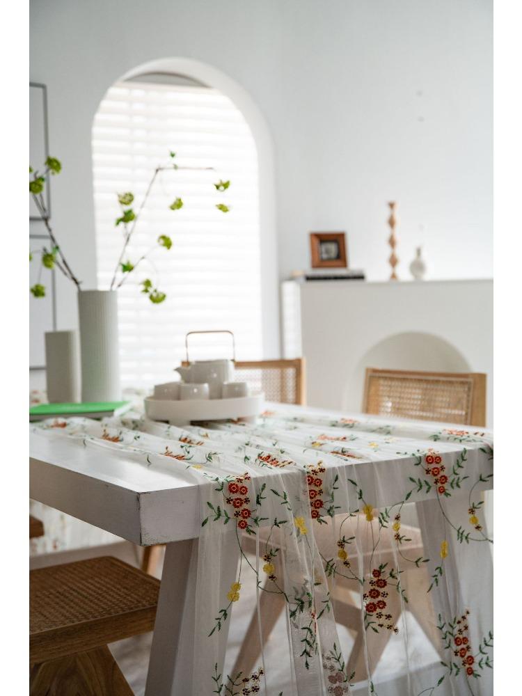 Tischdecke Klein Frisch Rote Blume Garn Desserttisch Dekoration Einfach und Schön Hintergrund Garn Nagelkunst Foto