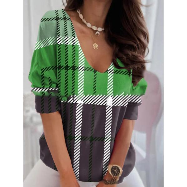 Color Blocked Plaid V-neck Top for Women, Fashionable Contrasting Loose Casual T-shirts