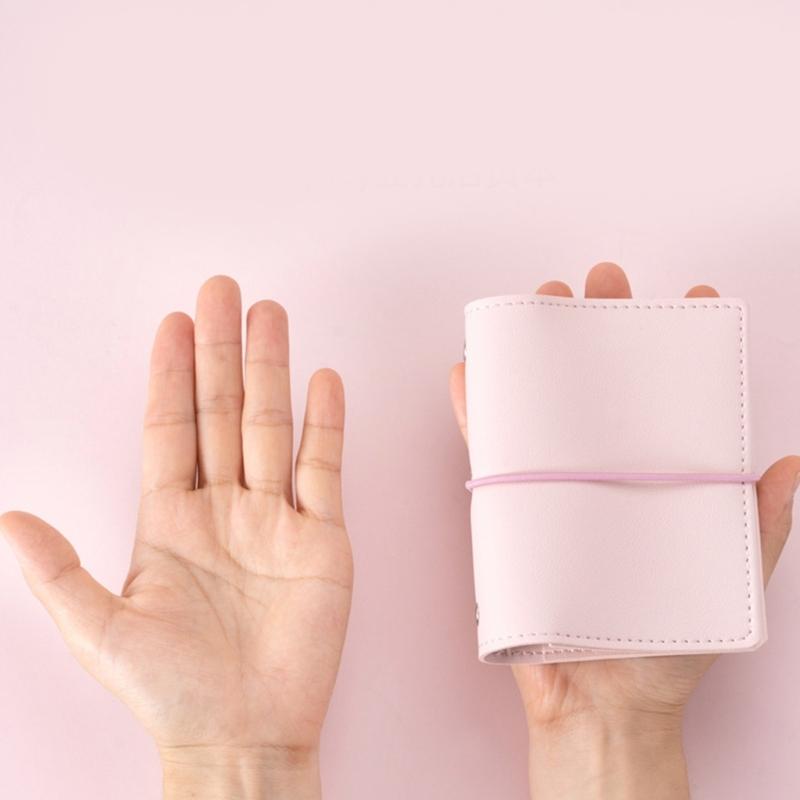 Nachfüllbares 5-Loch-Notizbuch mit 50 Blatt Nachfüllpapier 12,3x9,8CM Leder 5 Ringe Binderhüllen mit Innentasche
