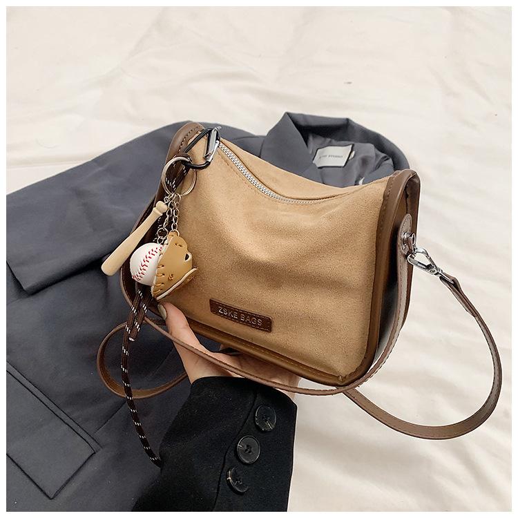 Underarm bag women's autumn versatile 2025 new fashion chain shoulder messenger bag high-end sense work small bag