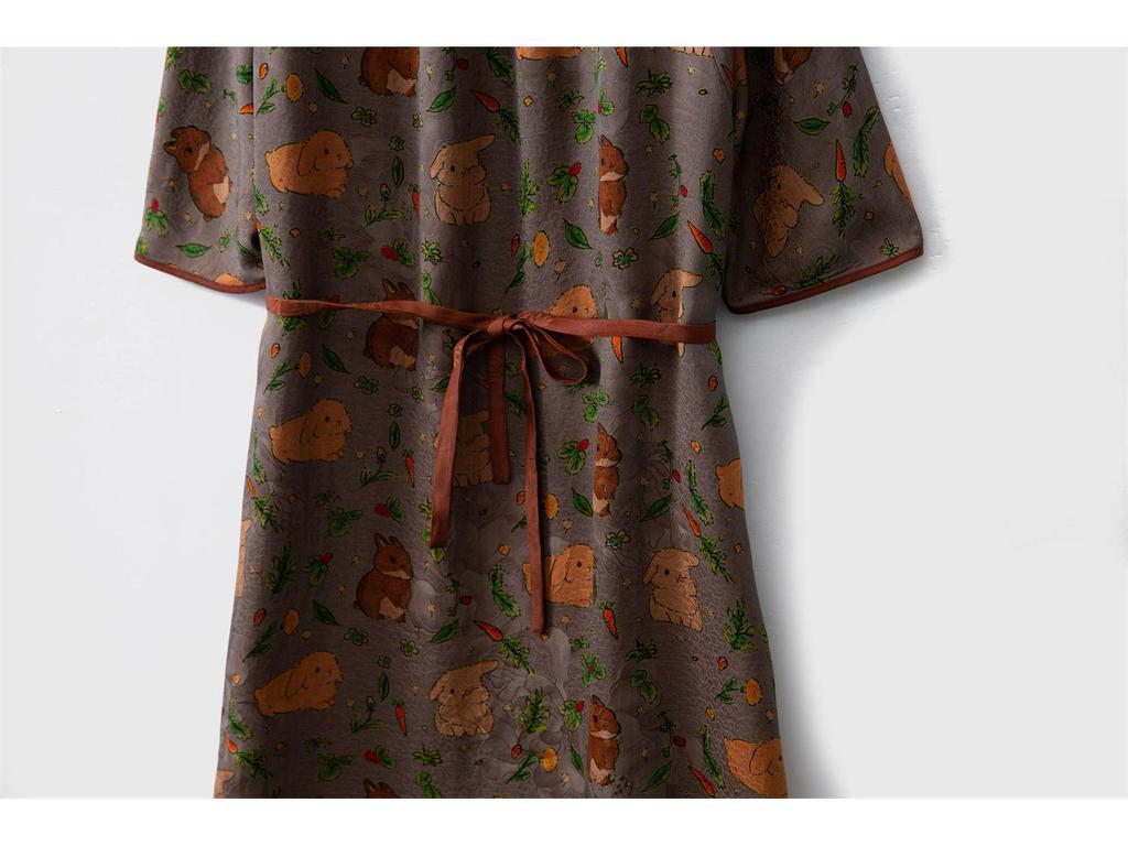 Xiangyunsha National Style Jacquard Dress: Mulberry Silk Red Cloud Gauze with Tie Waist.