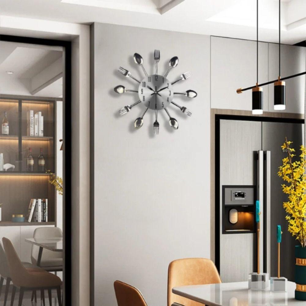 Modern Spoon Fork Wall Clock 3D Metal Clock Room Home Decoration Decorative Horloge  Kitchen