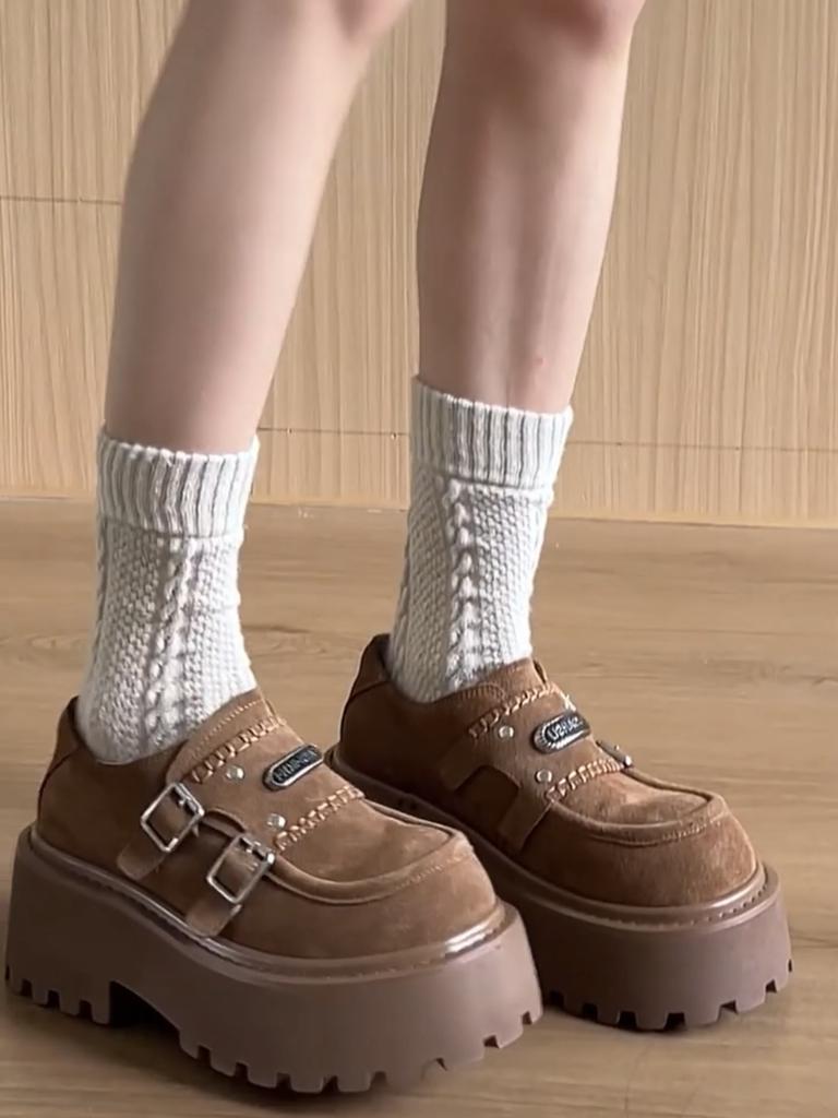 Vintage Maillard thick-soled round head deep-mouth single shoes women's 2025 winter new versatile height-increasing college style loafers