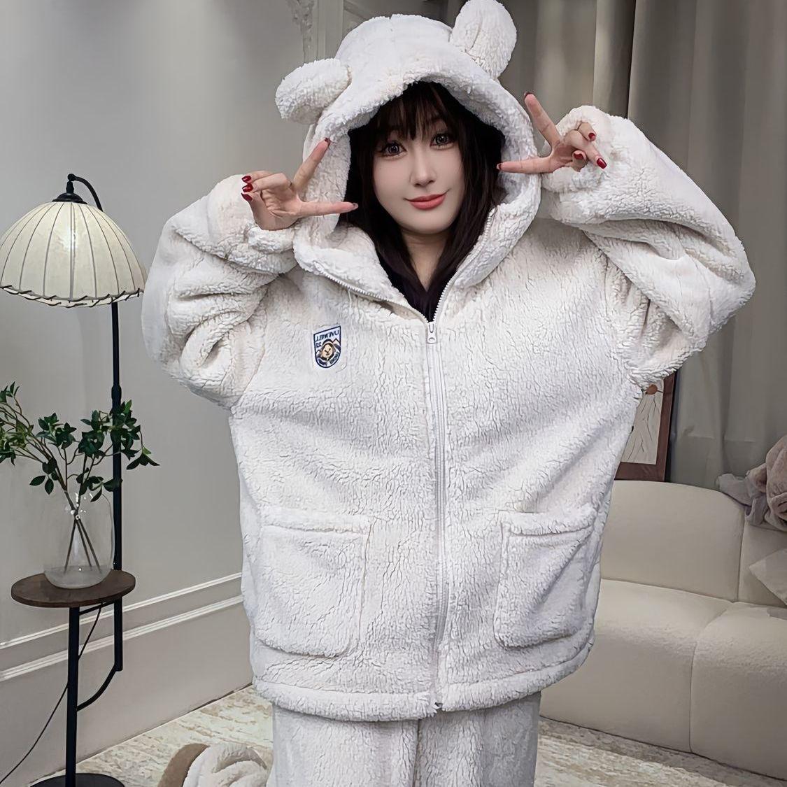 

Женская фланелевая пижама: Стильный бархатный подклад, утолщенный коралловый флис с капюшоном для осени/зимы — идеально подходит как домашняя одежда или верхняя одежда. S (Below 155 cm Height)