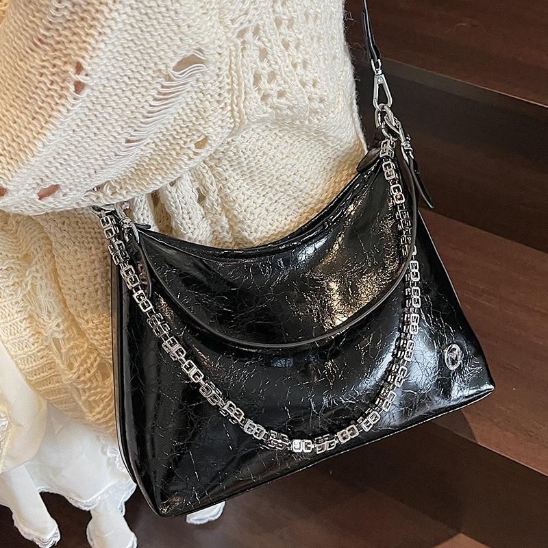 Korea Large-capacity Tote Bag Women's 2025 Summer New Niche Simple Commuting Fashion Shoulder Armpit Bag