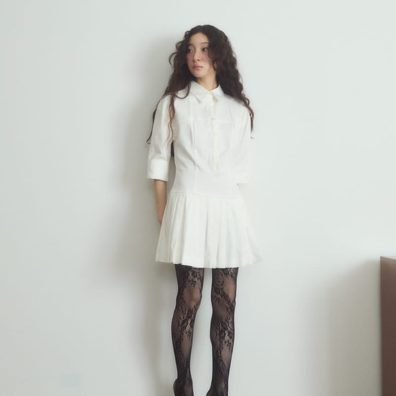 

i hate monday [IHM25FWST03] New Flower Lace Stockings Black FREE