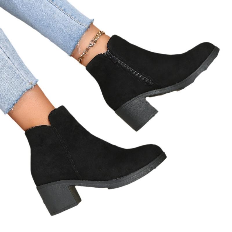 New Shoes: Large-sized Side Zipper Short Boots for Women, Round Toe, Thick Heel, Thin Round Toe, Slim Boots