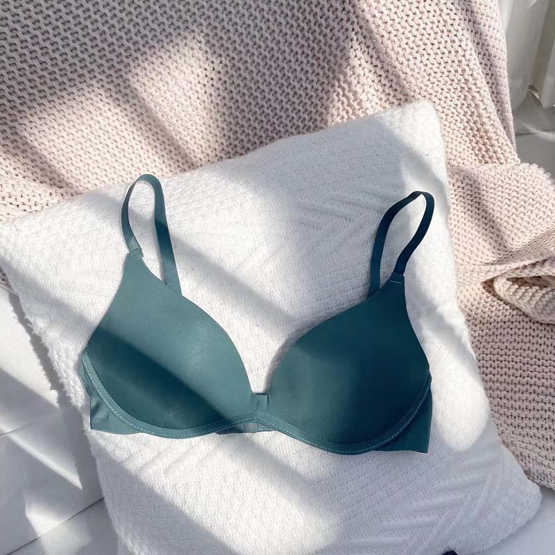 

Japanese Seamless Wire-Free Thin Bra - Women s Summer Underwear L-36/80 AB