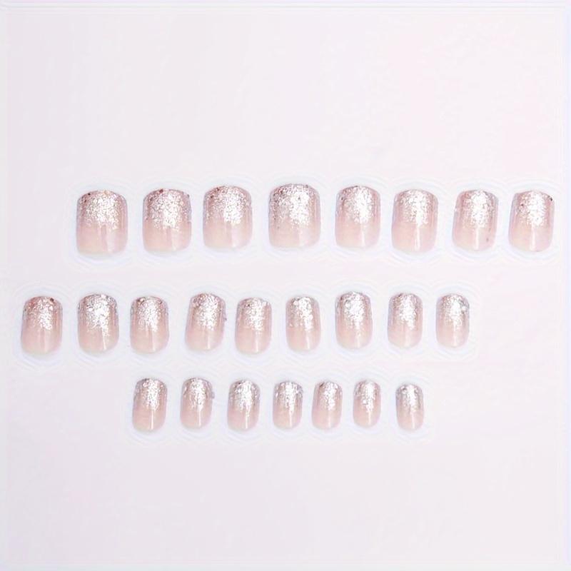 Lśniące srebrne brokatowe nakładki na paznokcie - zestaw 24 krótkich kwadratowych sztucznych paznokci z akcentami kryształków dla kobiet i dziewcząt