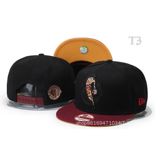 Cappellino da baseball a visiera piatta NBA Cavaliers James Stesso Bordo Piatto Cappello a visiera piatta Hip Hop Bordeaux Cappello Hipster da Uomo e Donna