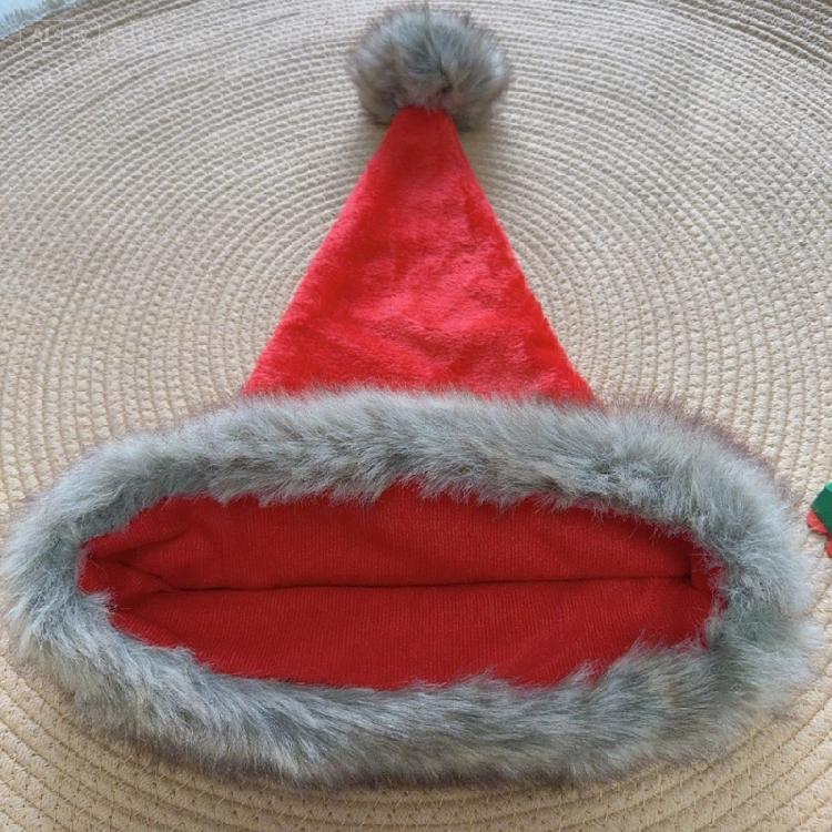 Traditional Red Santa Hats For Adult Holiday Costume Accessory Plush Christmas Hats for Festival Celebration Gathering