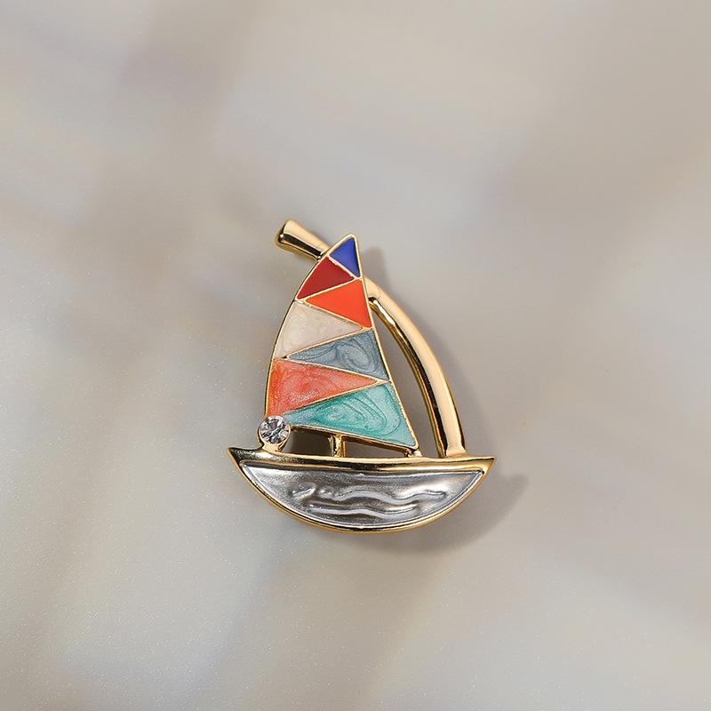 Versatile Sailboat Brooch: Anti-Exposure Drip Oil Badge Pin for Women’s Summer Collar