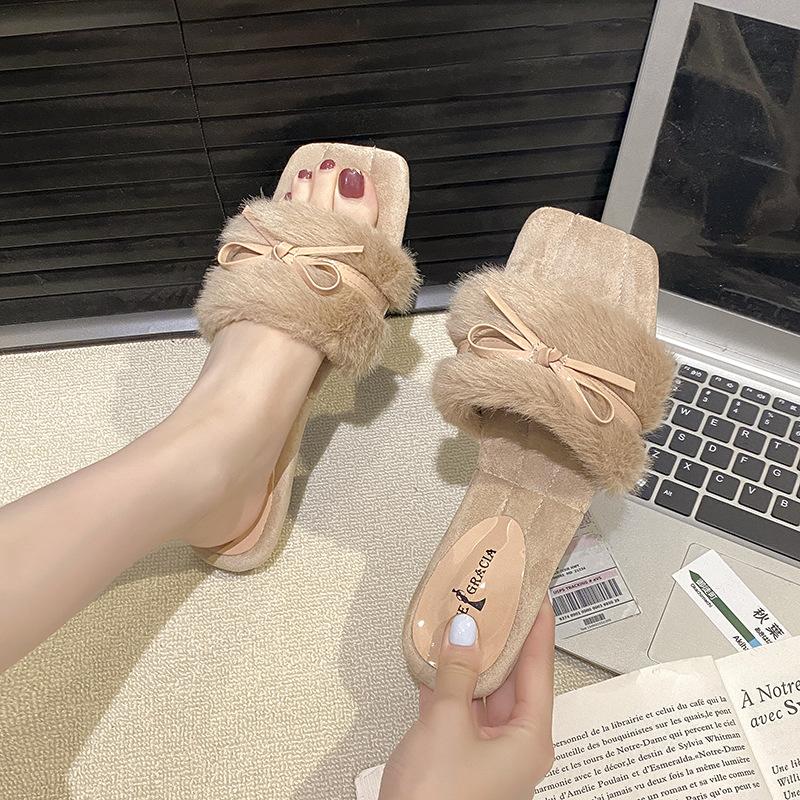 Gentle Evening Wind 2025 Autumn and Winter New One-Foot Mao Mao Shoes Women Wear Bow Square Head Slope Heel One-Word Slippers