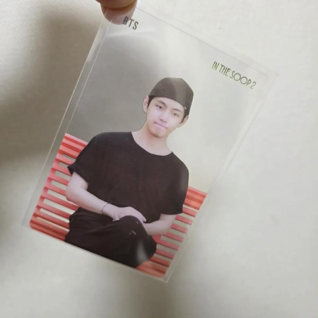 BTS Bangtan Boys V Kim Taehyung is awesome photocard First-press limited