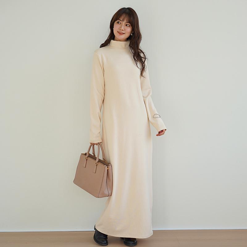 Autumn/Winter Brushed Half-High Collar Long Sleeve Slimming Dress