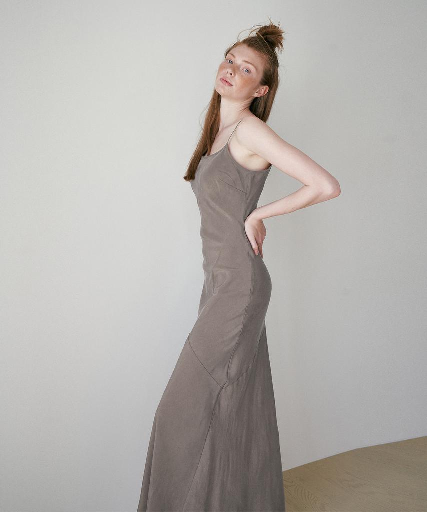 REVOIRSIS Maxi Dresses Pine Bark