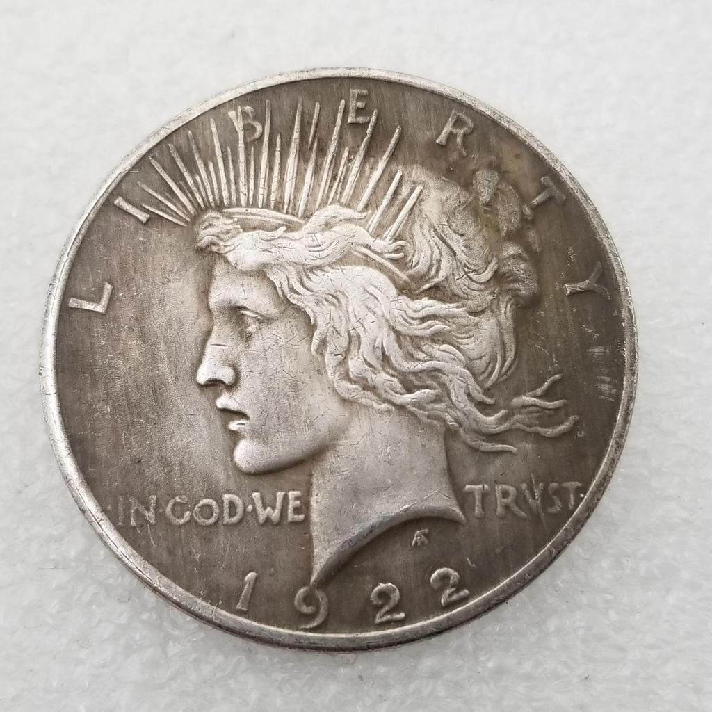 Vintage 1922 USA Silver Dollar Replica - Silver-Plated Brass with Aged Finish in Antique Style