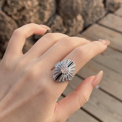 Coltiva Diamante ad Alto Tenore di Carbonio Anello Smalto Nero Stile Old Money Retrò Personalità Design Elevato Anello