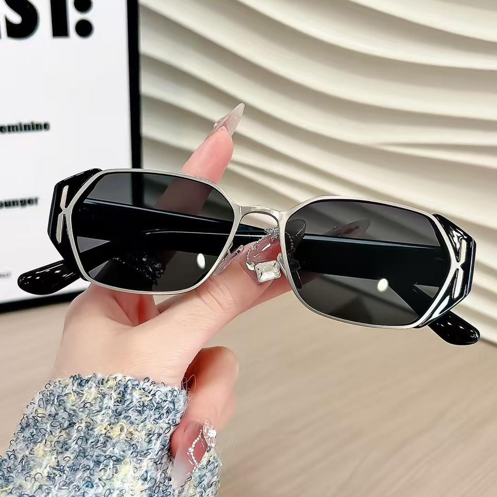 New Fashion Women Sun Glasses Rectangle Shape Uv400 Protection Women Sunglasses Holiday Travelling Men Sun Glass
