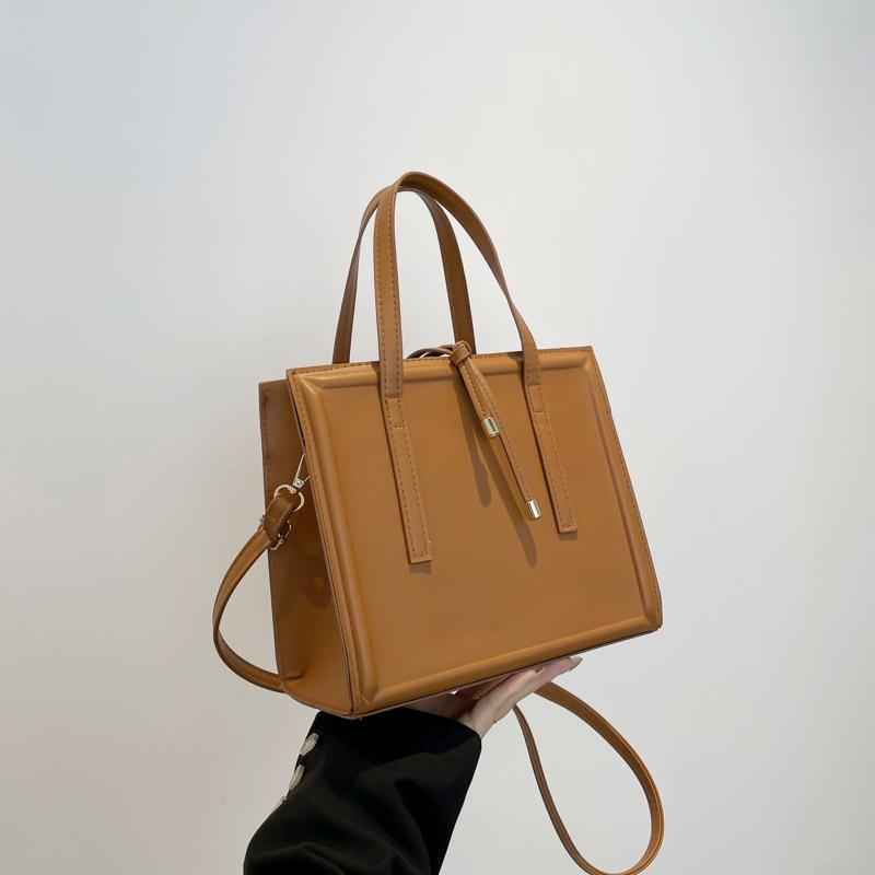 Personality Trend Fashion Tote Bag Women's Large-capacity Work Commuter Bag 2025 Korean Shoulder Handbag