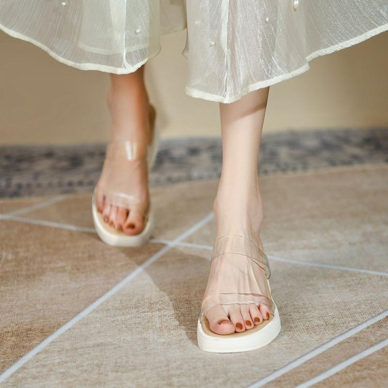 Fashion New Transparent Thick Bottom One Word Set Foot Casual Fashion To Wear Sandals