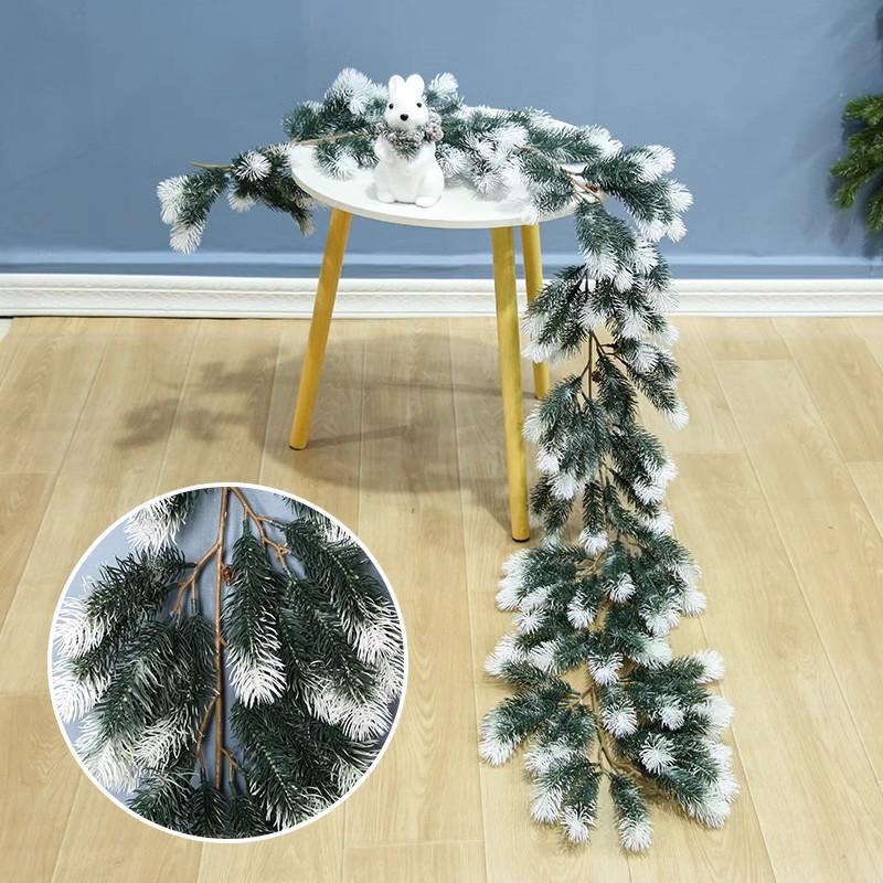 Factory Christmas Wreath Door Hanging Decorative Vine Snowfall for Mall Entrance Stair Handrail Pendant Bell Artificial Flower