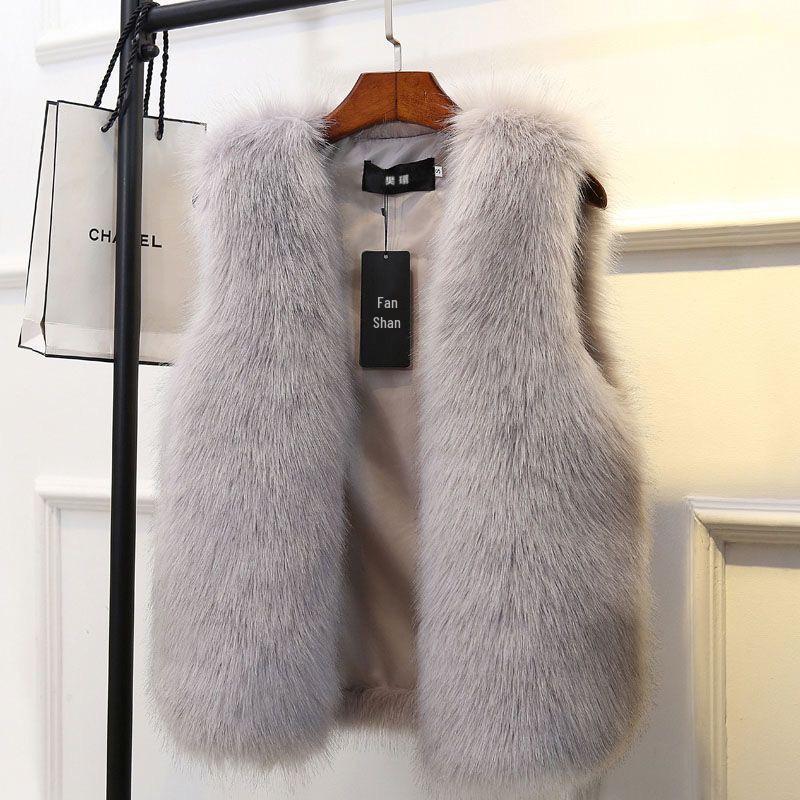 Plus Size Women's Faux Fur Leather Vest - Warm, Slimming, Sleeveless Jacket