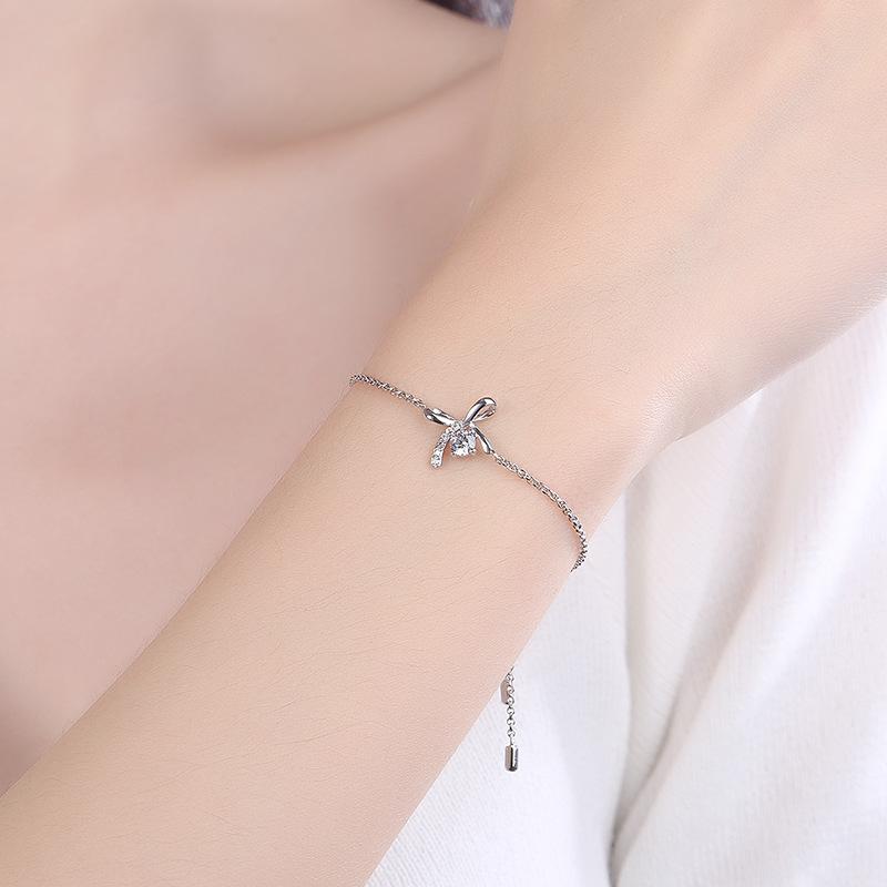Moissanite Pure Silver S925 Bow Bracelet Plated with 18k Process AU750 Moissanite Diamond 30 Minute D Color