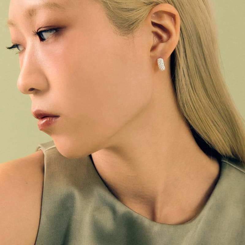 

JYDDM Colorful Stone One-Touch Earrings WHITE