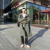 Jarní a podzimní mládežnická větrovka pánská ve stylu Hongkongu středně dlouhá ležérní s kapucí korejská edice trendy pánský kabát