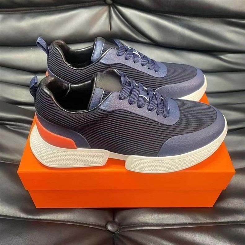 Trendiga Herrskor med Högt Värde Mångsidiga Modeller Moderiktiga och Bekväma Tjocksulade Splicing Snörskor Casual Skor