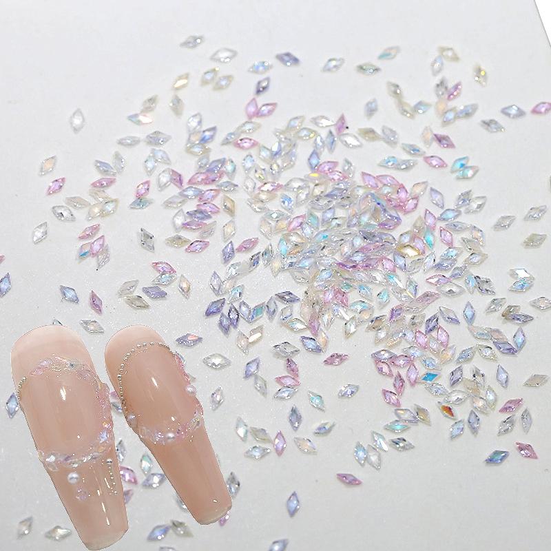 50 Buc Mini Strasuri Cristal pentru Nail Art Diamante Flatback Formă Mixtă Sclipici DIY Unghii Manichiură de Lux Accesorii