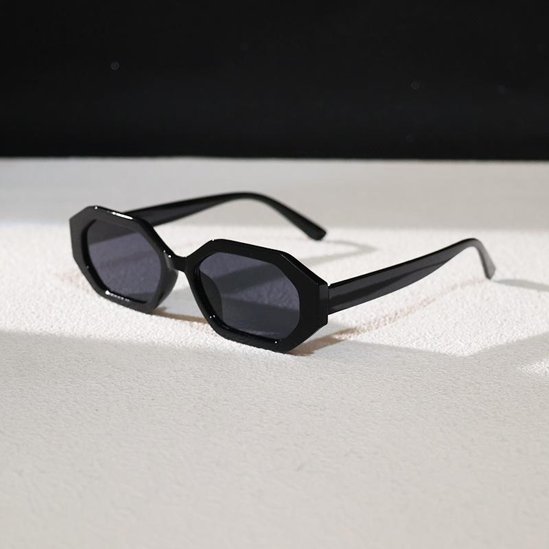 New Small Frame Irregular Sunglasses Fashion European And American Beach Glasses Street Photography Hip Hop Sun Glasses