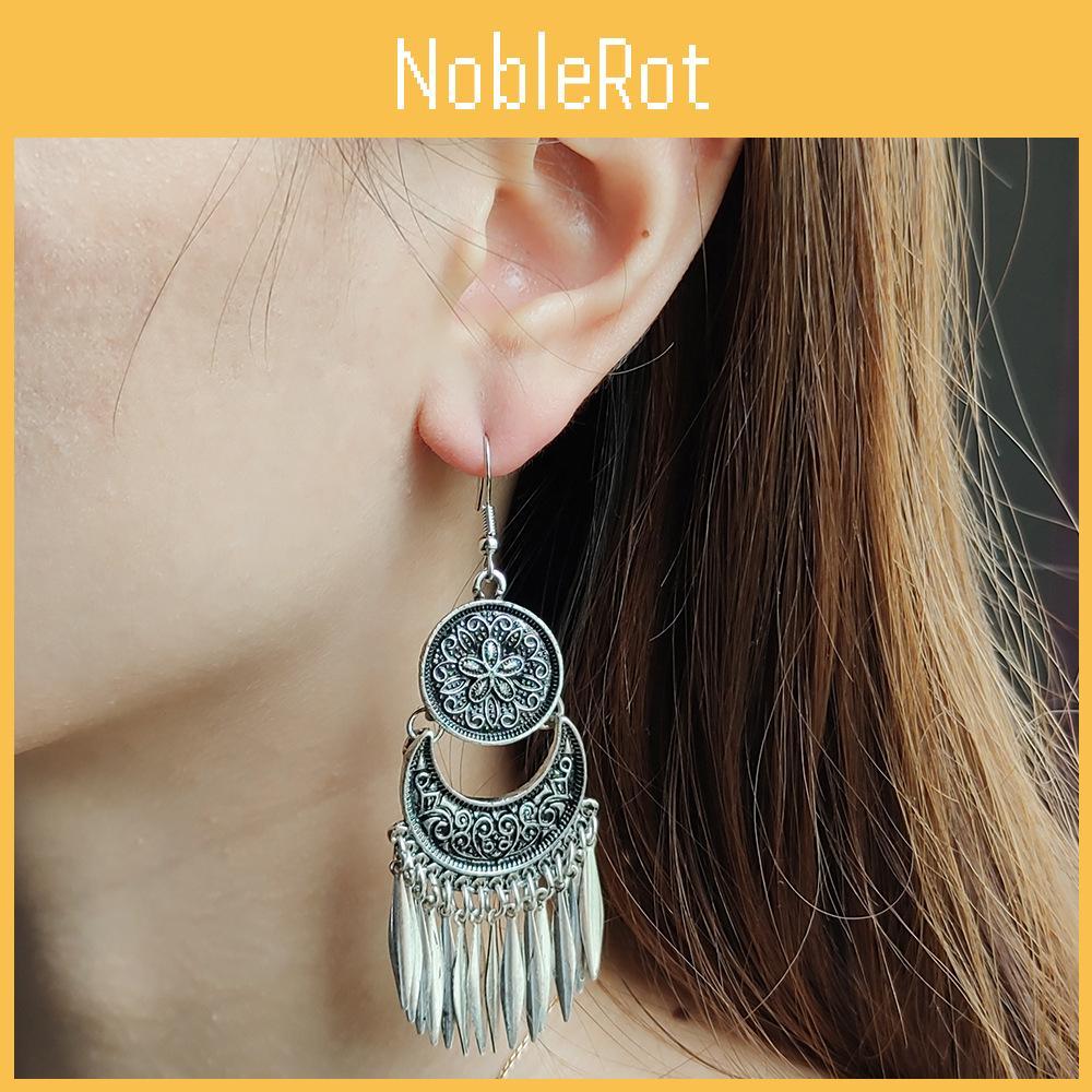 Retro Geometric Metal Earrings With Silver Plating For Special Occasion Gifts