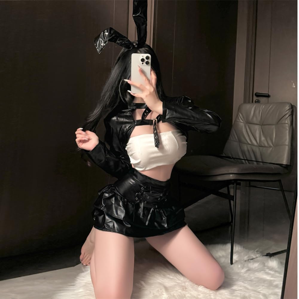 Bunny Girl Bunny Cosplay Halloween Costume Erotic Transparent Sexy PU Leather Glossy Open Chest Extreme Costume Costume Cute Moe Photography Set of 4