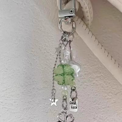Glücksklee Anhänger Schlüsselanhänger und Handyband Anhänger