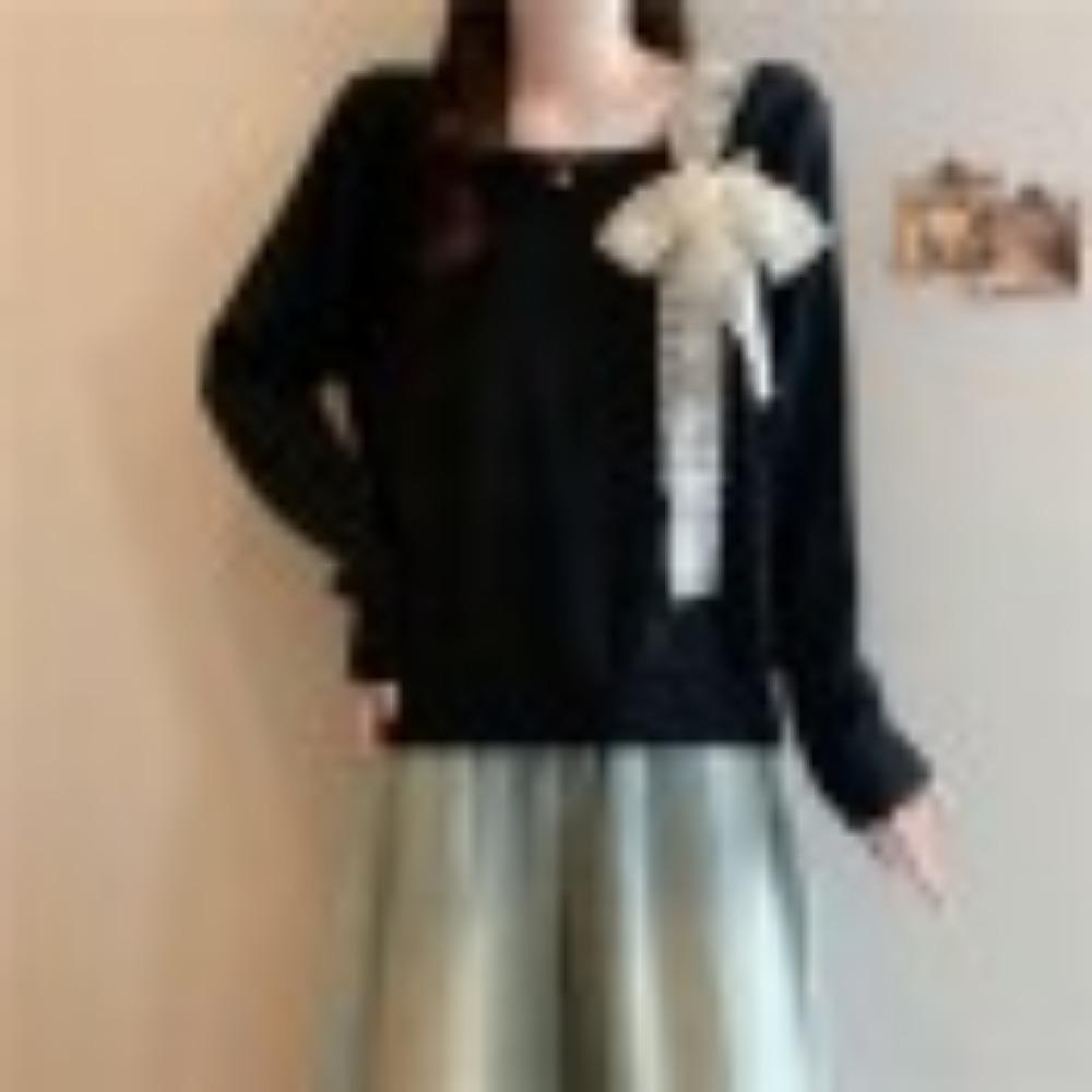 Square-neck Long-sleeved Knitted Sweater, Women's Spring and Autumn Large-sized Tie Bow Top Base Layer