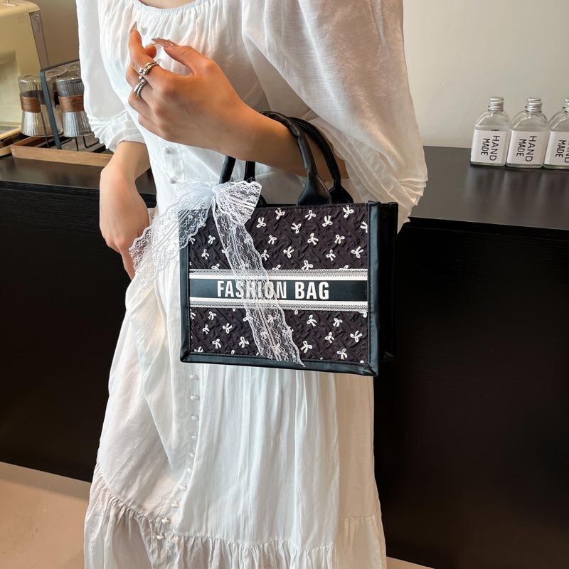 Large capacity fashion commuter new tote bag women's bow sweet casual niche design handbag