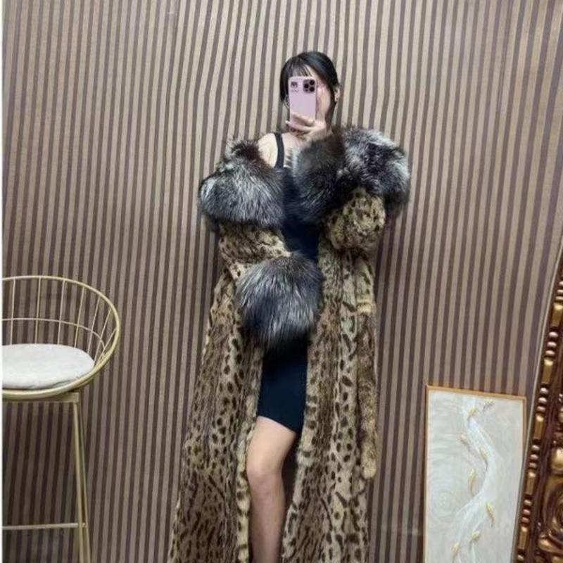 Temperament celebrity fur Maillard style leopard print long coat winter thickened warm cotton clothes imitation fox hair