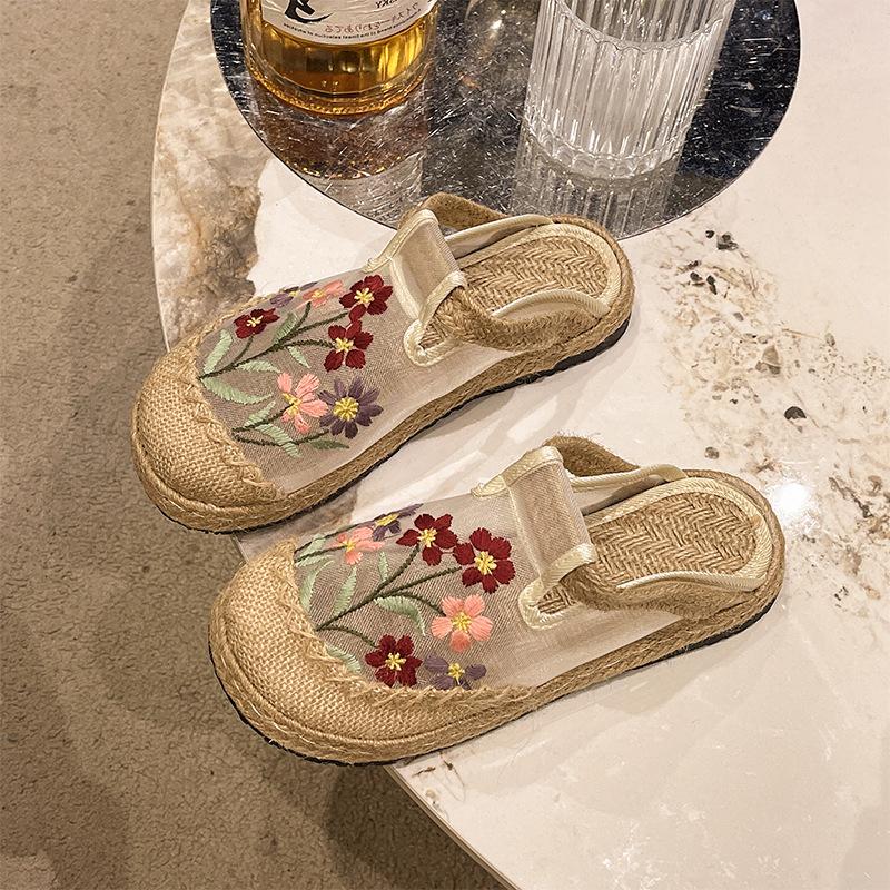 

Новая весенне-летняя тканевая обувь, сумка, голова дома, сетка, для дома и улицы, этнический стиль, плоская подошва, вышитые цветы, женские прохладные тапочки 40