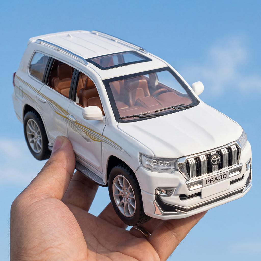 1:24 Toyota Prado Off Road SUV Alloy Metal Diecast Model Car High Simulation Home Trendy Ornaments Hobby Collection Hobby Gifts