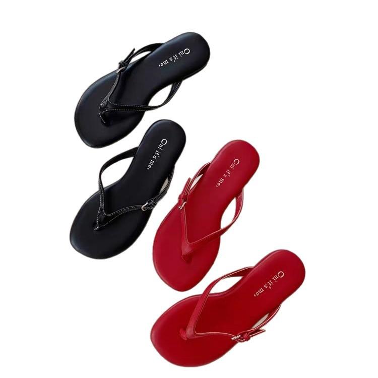 Korean flip-flops women's summer wear 2025 new French toe slippers flat-bottomed ins sandals Roman beach shoes