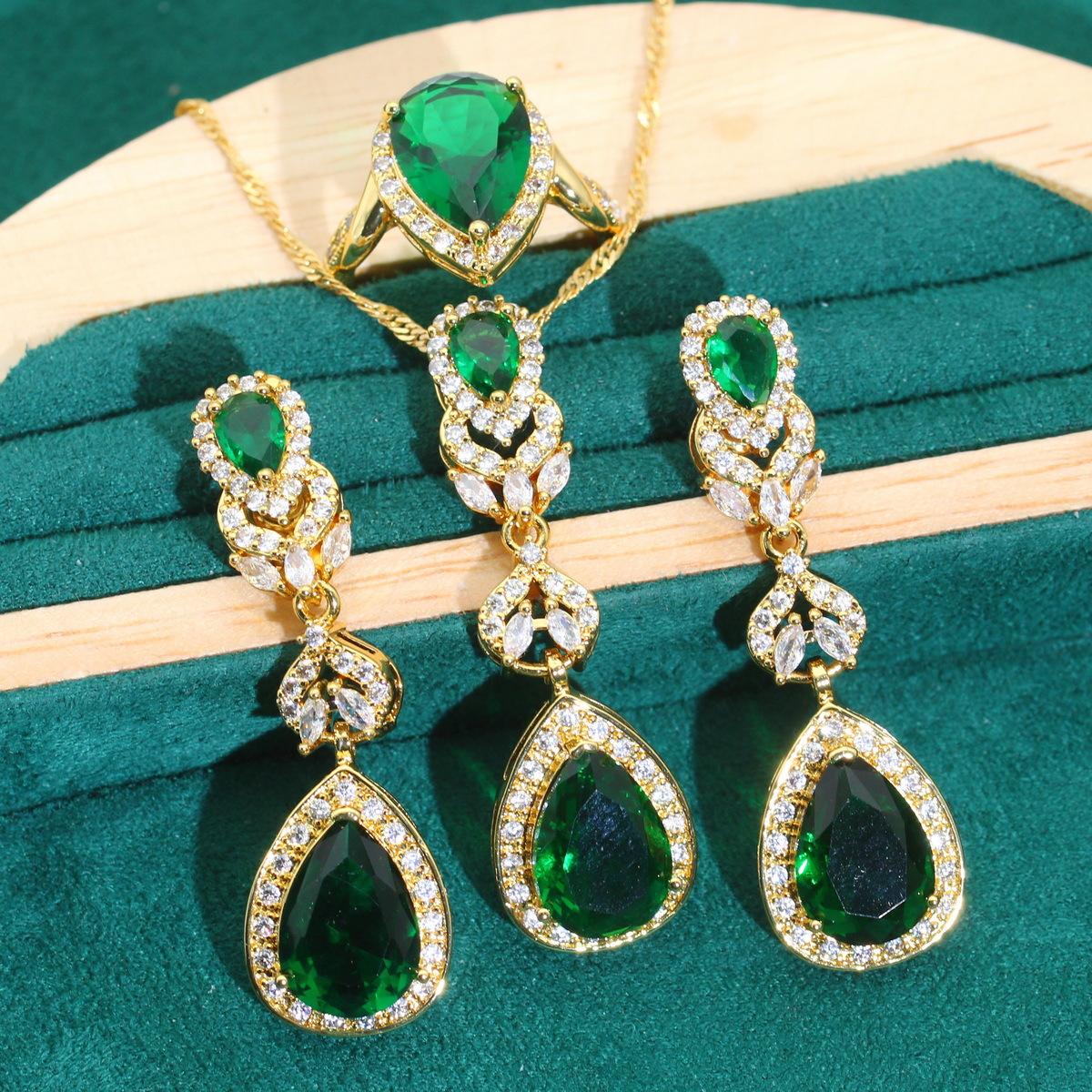 

Комплект украшений из золота с каплями воды и цирконием класса ААА, серьги и кольца, антиаллергенный 10 yards