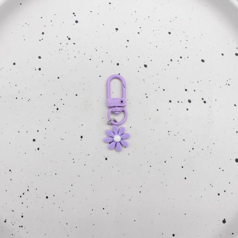 Colorful Daisy Revolving Door Keychain: Cute Heart Bag Charm Pendant
