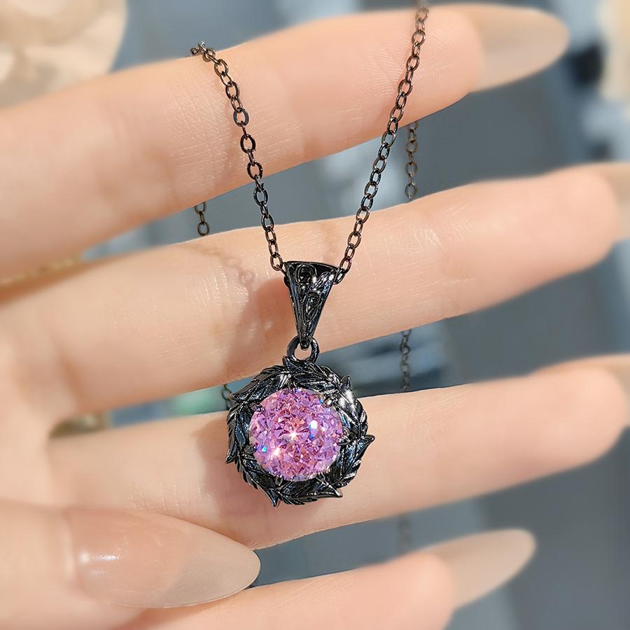 Mode Leichter Luxus Dornen Trockene Rose Anhänger Halskette Lila Hochkohlenstoff-Diamant Ohrstecker Morganit Ring Farbe Schatzset