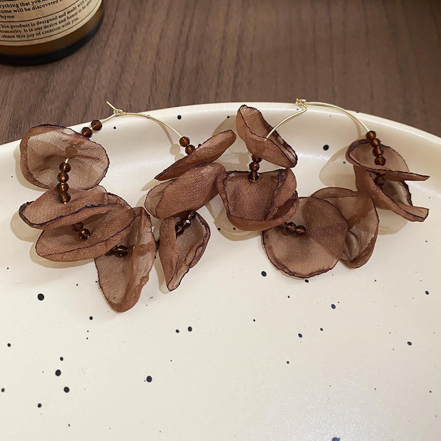 

Тканевые круглые серьги-цветы с ощущением нишевого дизайна, серьги-кольца с нишевым темпераментом и серьги