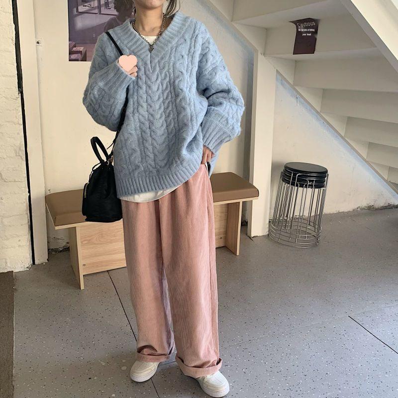 

Women s Chunky Cable Knit V-Neck Sweater - 2025 Autumn/Winter Loose Fit Pullover Light Blue - Regular