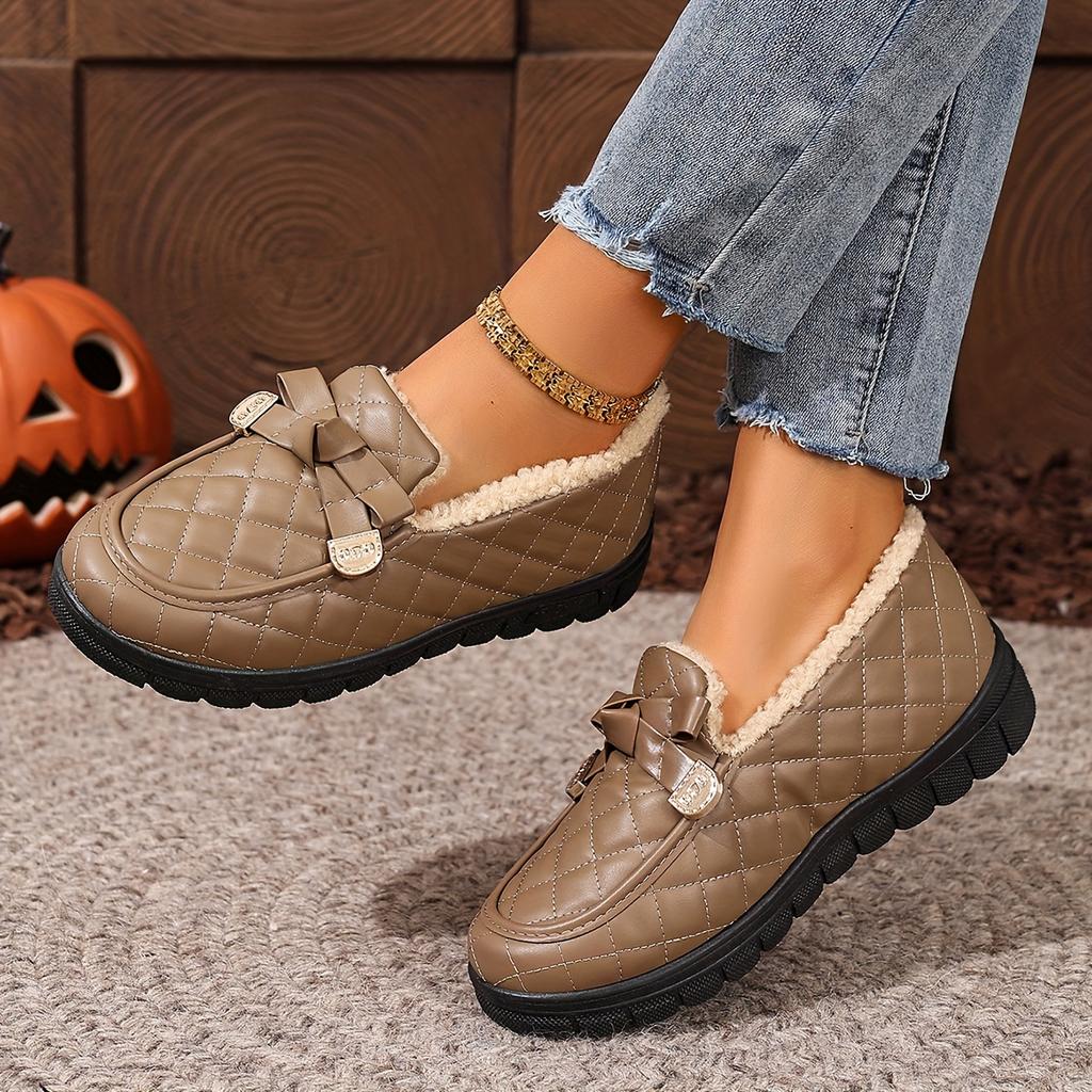 Mocassins d'hiver thermiques pour femmes de type couverture en fausse matière synthétique, à bout Pasley, semelle en PVC antidérapante, bottes thermiques avec sangle à boucle dorée et système de laçage
