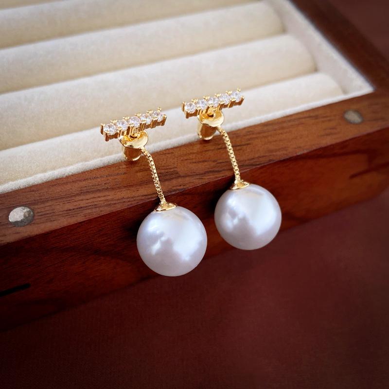 French Pearl Tassel Earrings: Retro, Luxurious, High-End Statement Pieces for Women – Perfect for Autumn and Winter